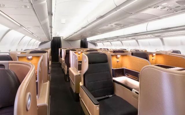 Qantas Business Class