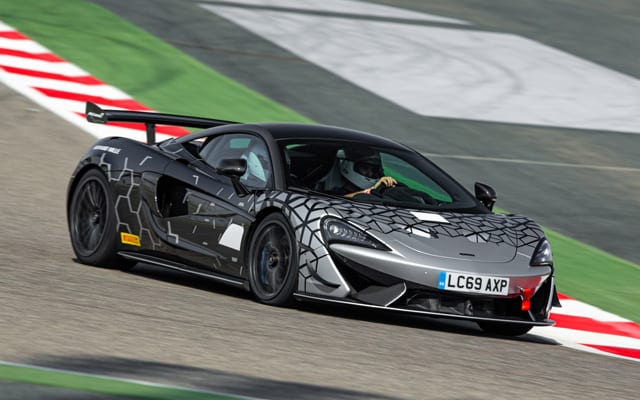 McLaren 620R as a Race Car