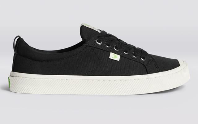 BEST COMFORTABLE CASUAL SHOES: Cariuma OCA Sneakers