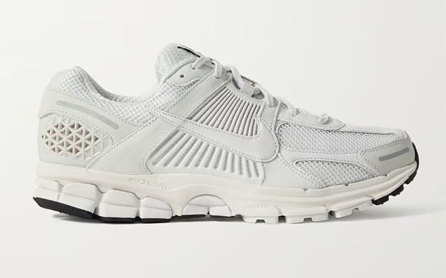 BEST TONAL WALKING SNEAKERS: Nike Vomero 5 Shoes