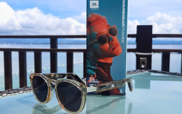 JBL Soundgear Frames with box