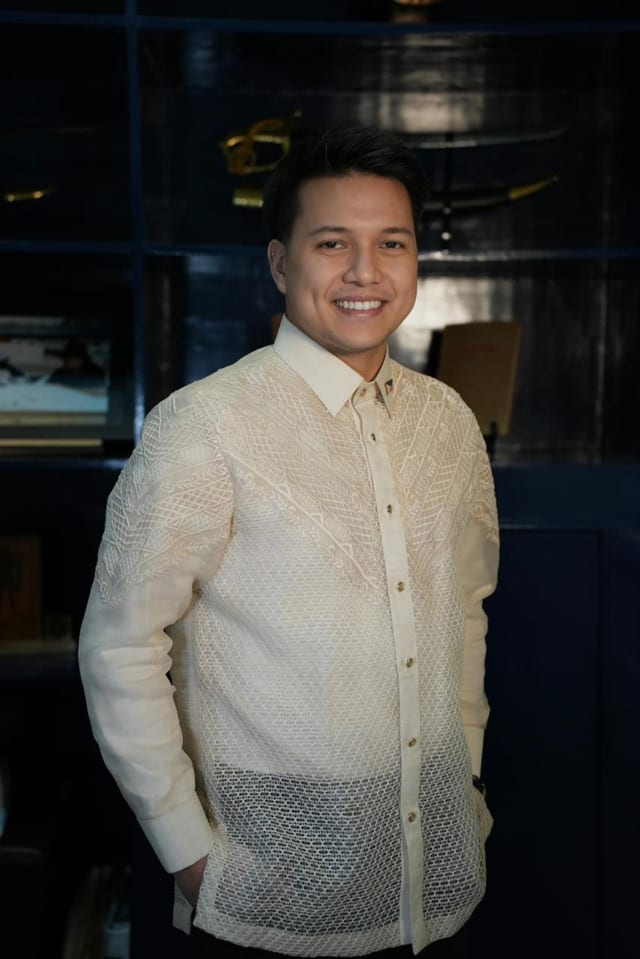 Brian Poe Llamanzares wearing Llamanzares Barongs