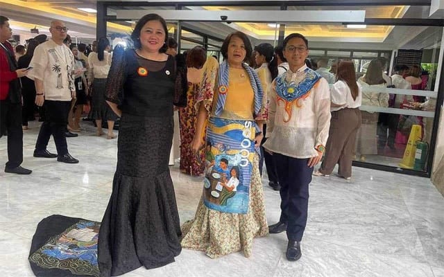 Rep. Arlene Brosas, Rep. Frances Castro, and Rep. Raoul Manuel at SONA 2024