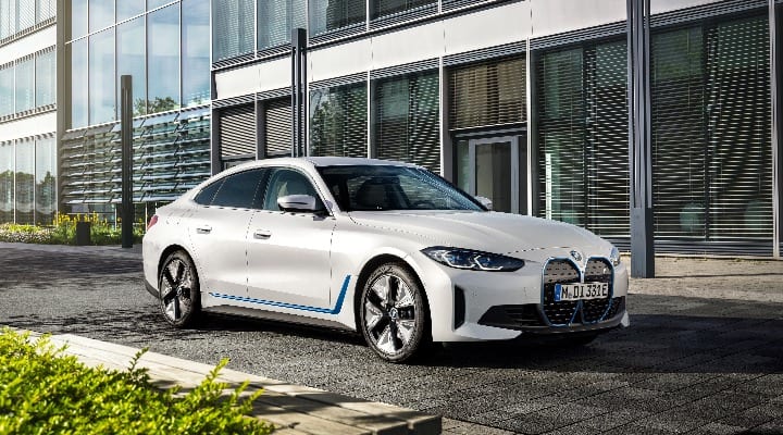 BMW i4