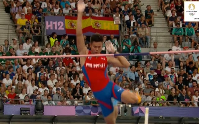 EJ Obiena Clears 5.90 meters