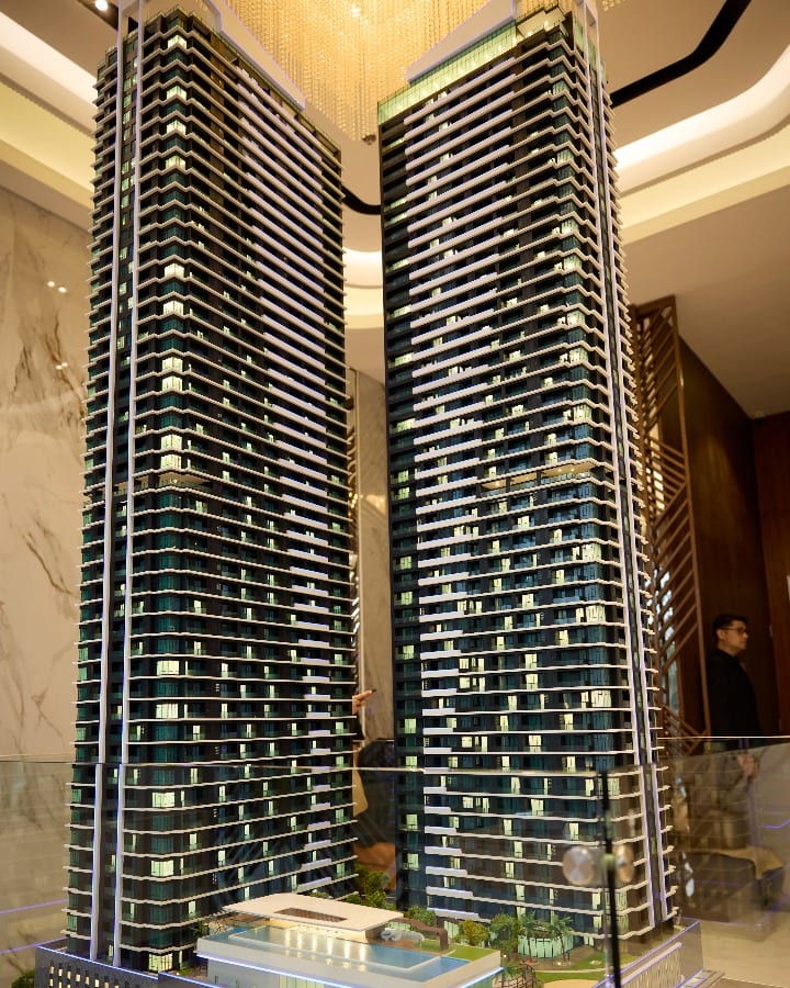 Le Pont Residences scale model at Esquire Apartment Dinner