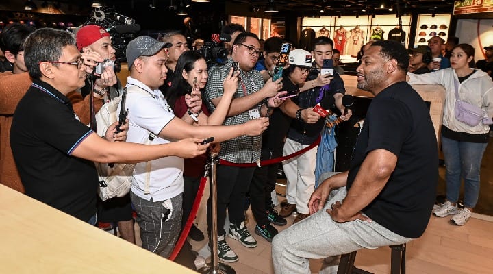 robert horry being interviewed in manila