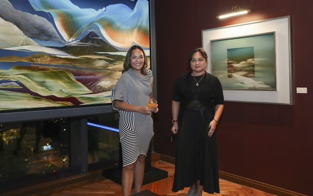 Ayni Nuyda with curator