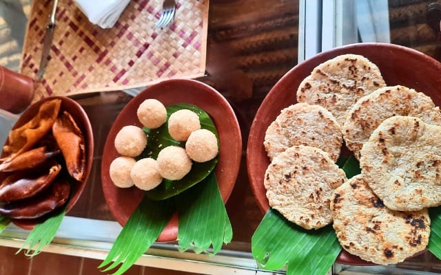 Ayurvie Sigirya food