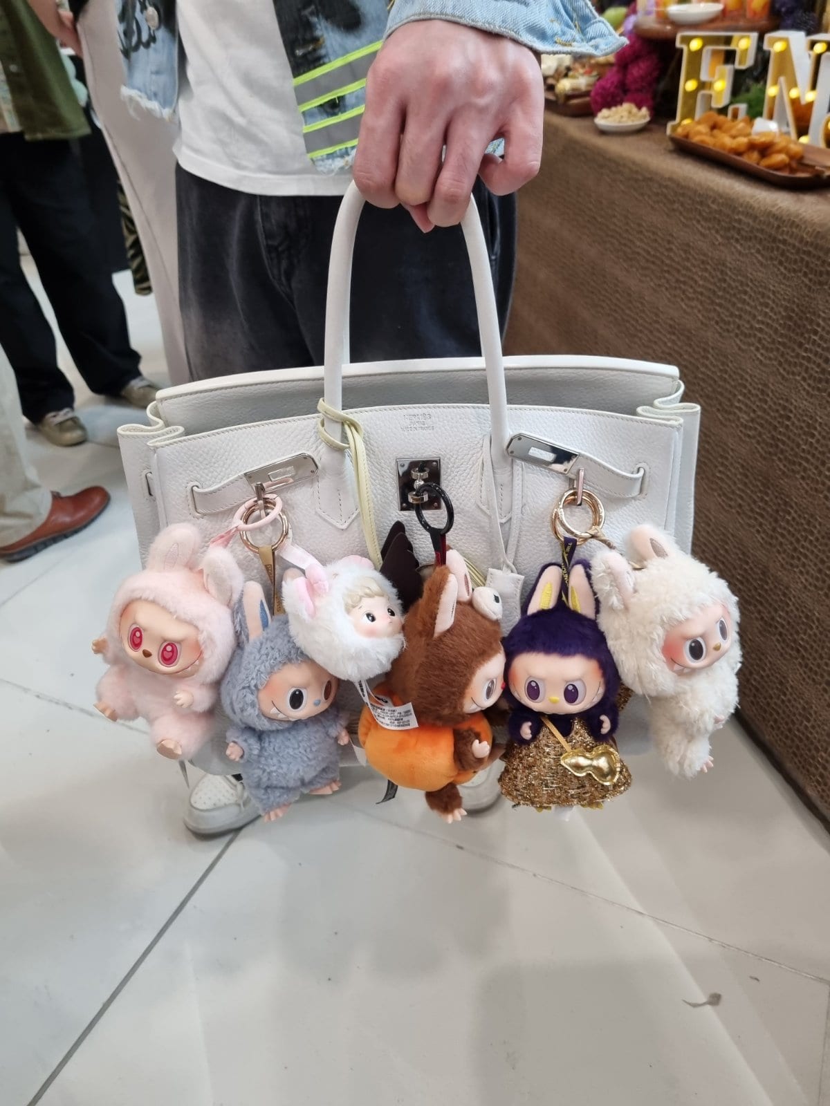 pop mart labubu