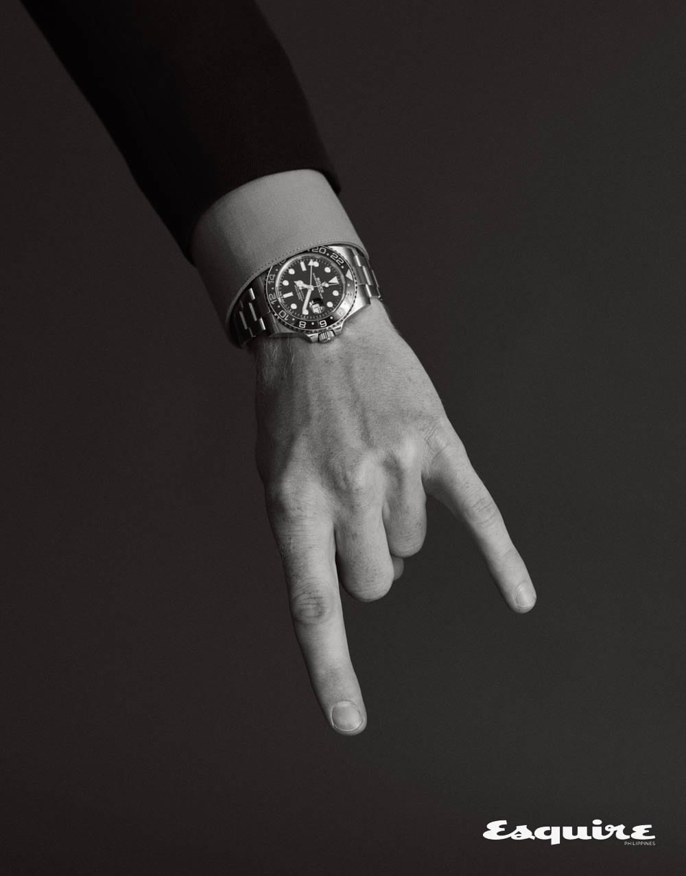 Jannik Sinner hands 