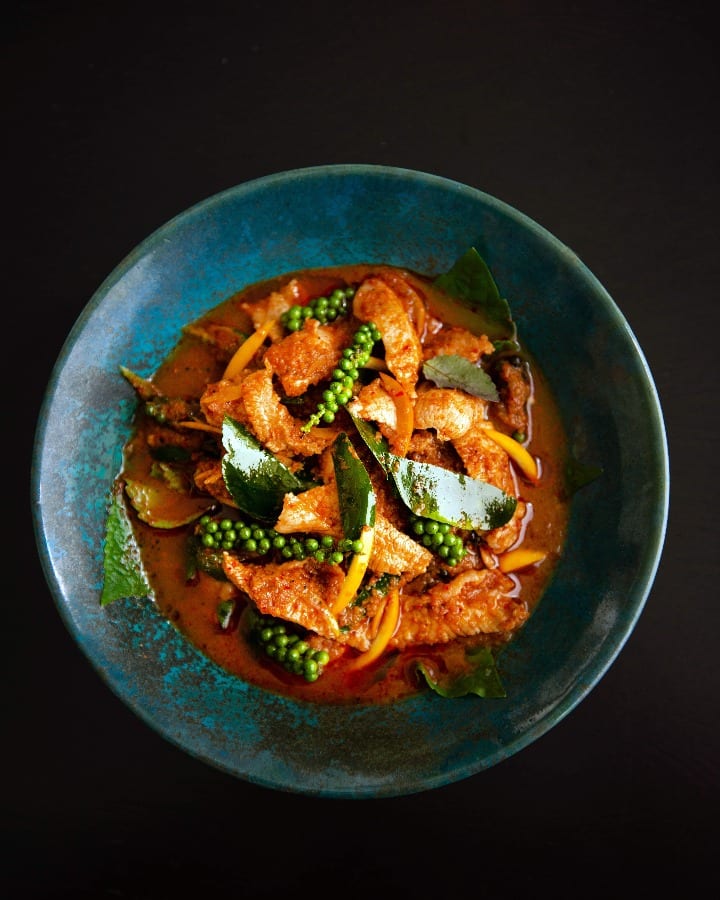 Como Metropolitan Bangkok Hotel nahm jungle curry pork 