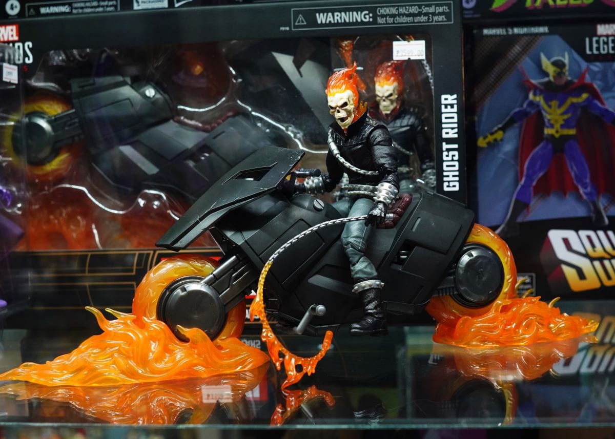 Marvel Legends Series 85th
Anniversary Ghost Rider Action Figure Set for sale at Lim’s store.