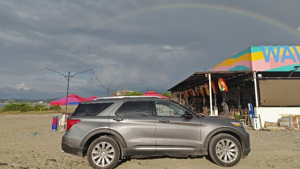 ford explorer exterior