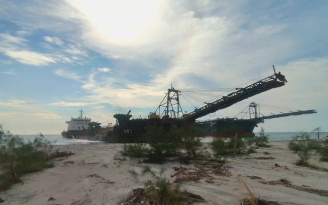 Dredging in Zambales