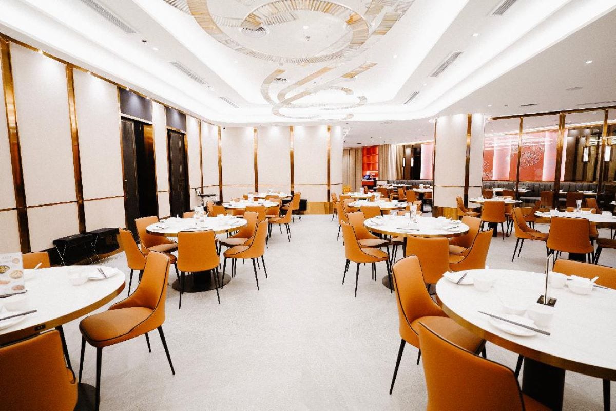 Interior of Paradise Dynasty
