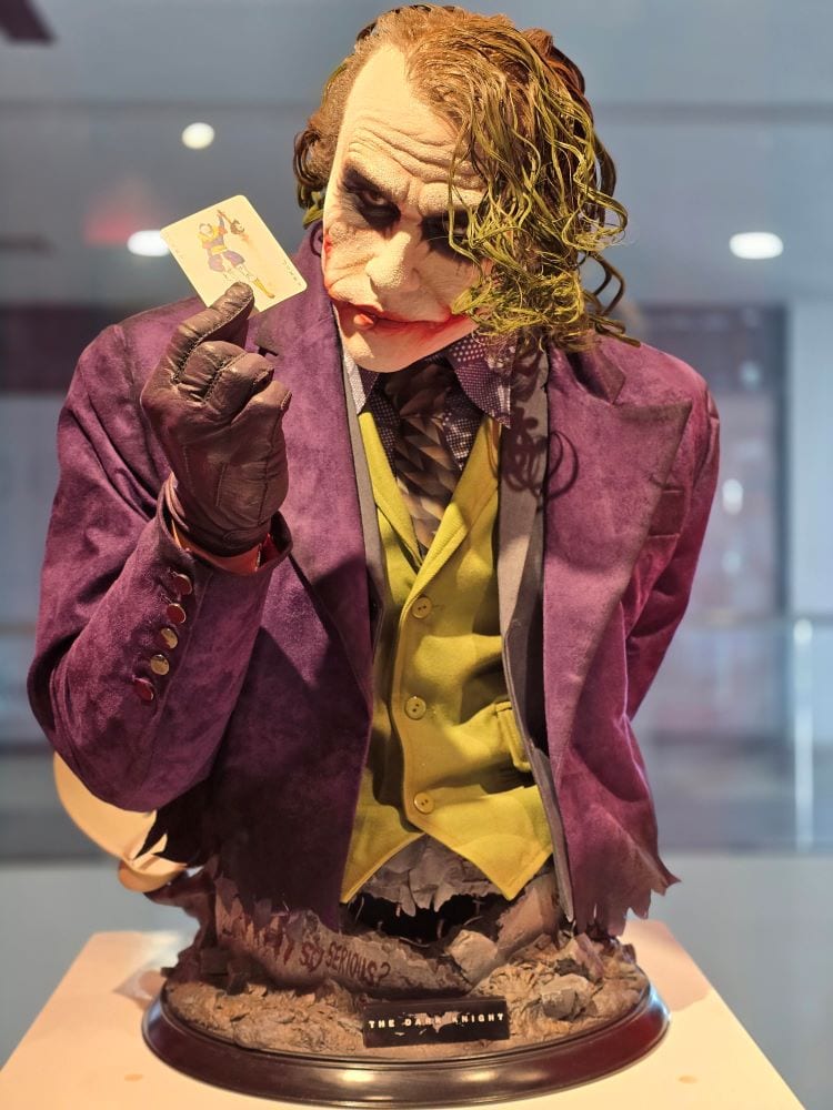 MG Toys and Collectibles