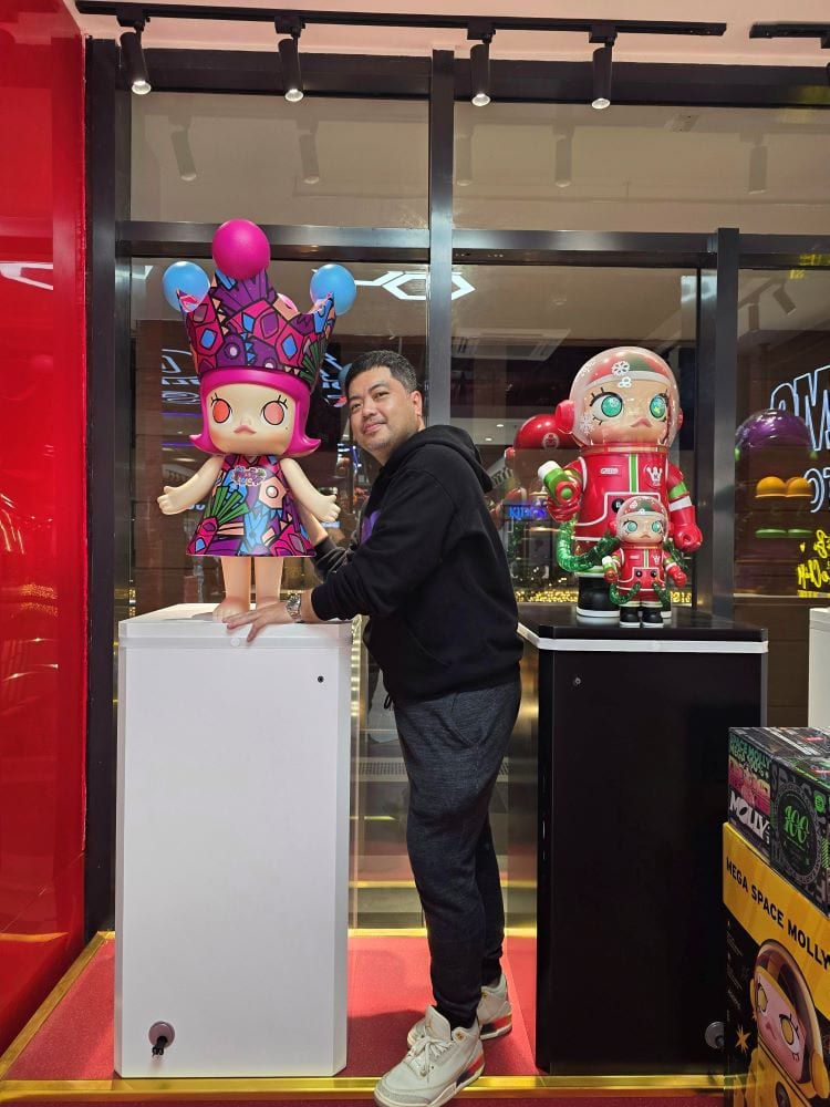 MG Toys and Collectibles