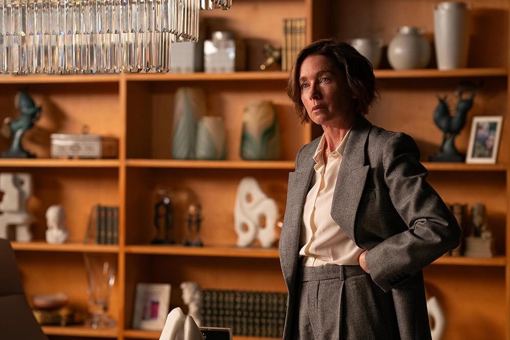 Julianne Nicholson