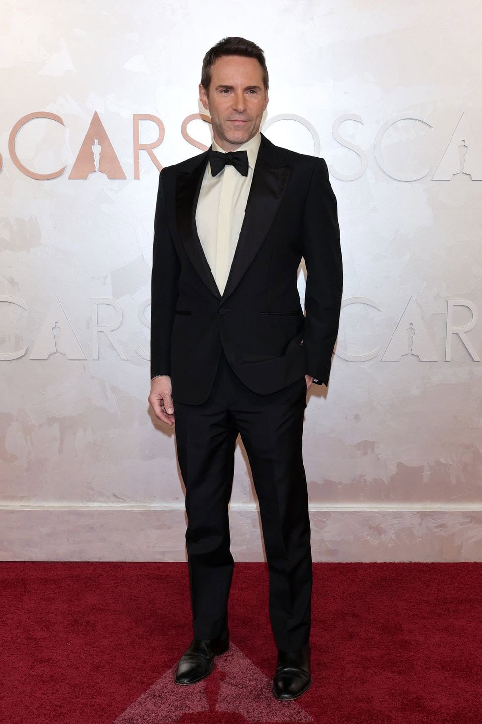 Alessandro Nivola
