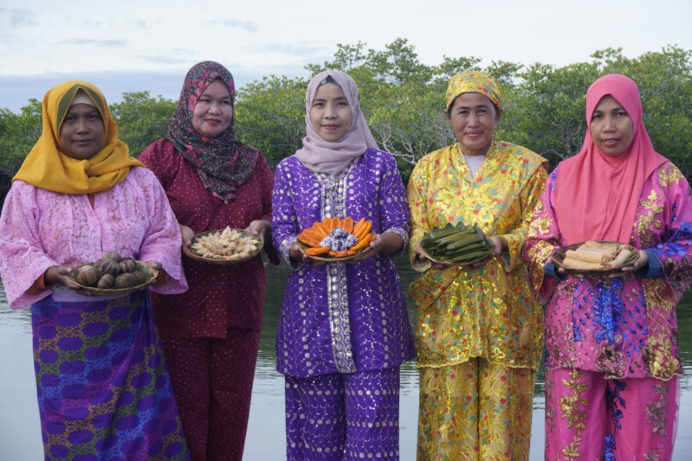 Marang-Marang Mangrove Forest Community