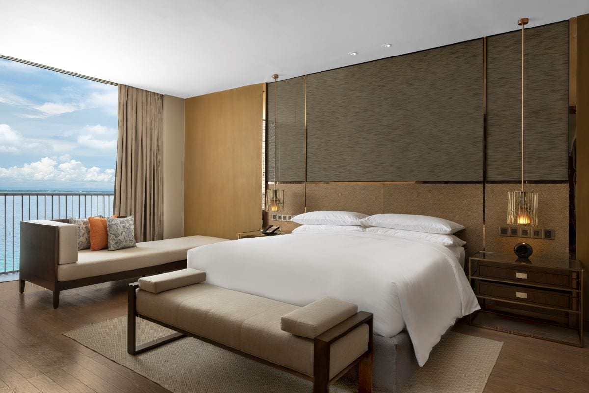 Sheraton Cebu Executive Suite Bedroom