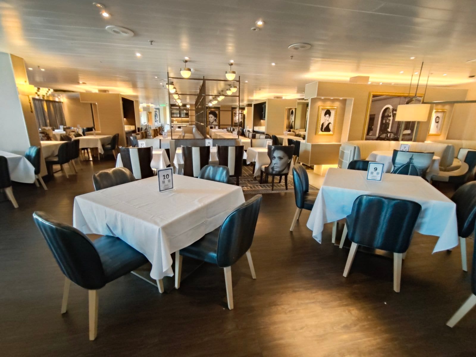 Bistro restaurant at Star Voyager