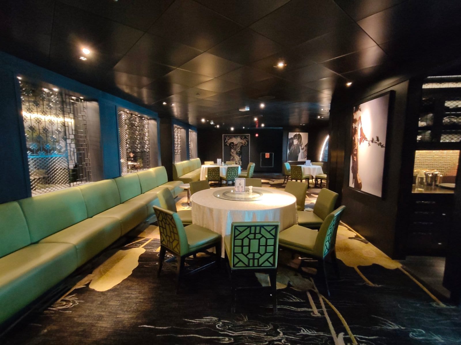 Silk Road at Star Voyager