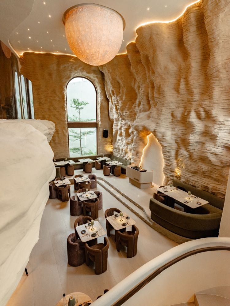 Incanta interior
