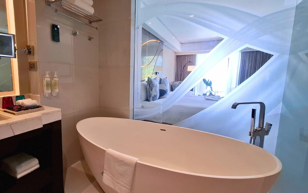 The Lind Boracay Tub