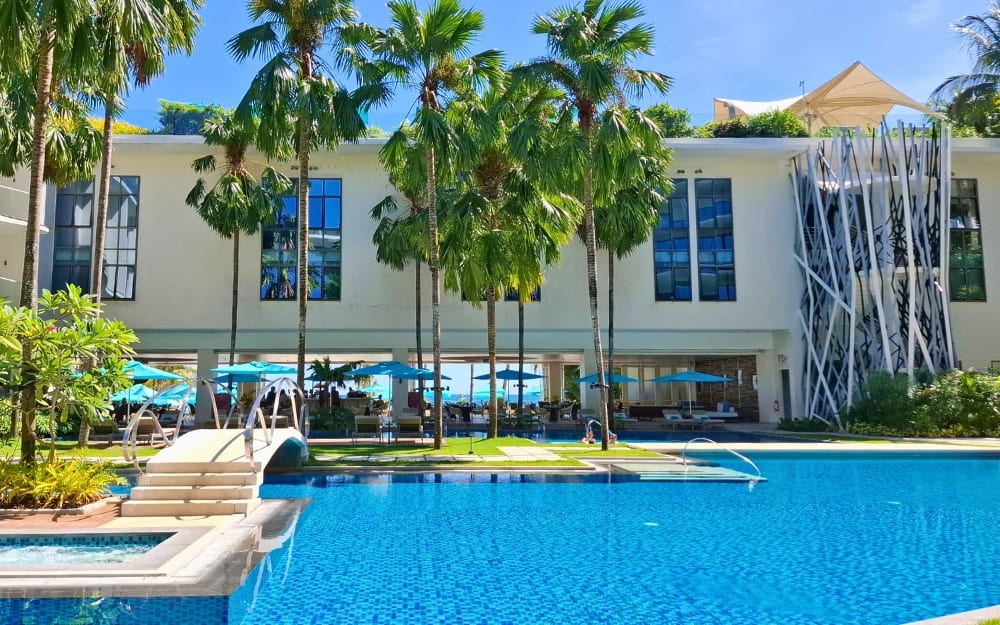 The Lind Boracay Lap Pool