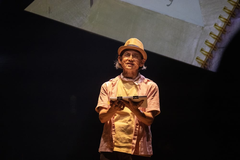 Jon Santos in Bawat Bonggang Bagay