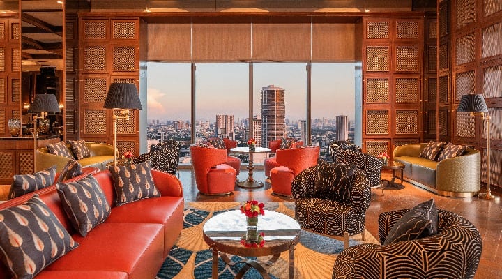 Solaire North, skybar interior