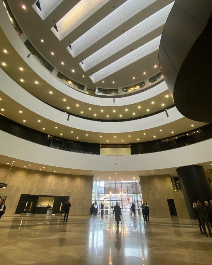 Irish court lobby