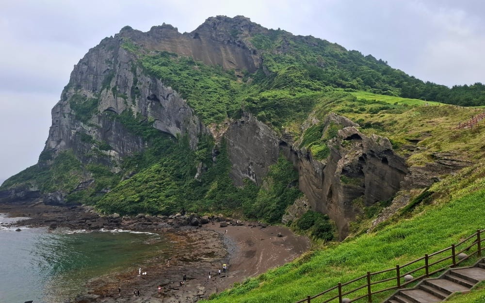 Umutgaehaebyeon Beach