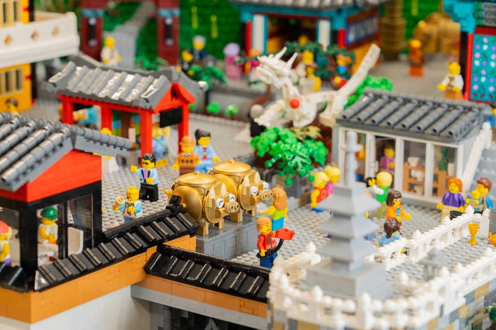 Brickman Wonders of the World zoom in