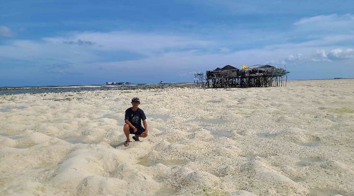 taiwanese traveler justin liu in tawi tawi