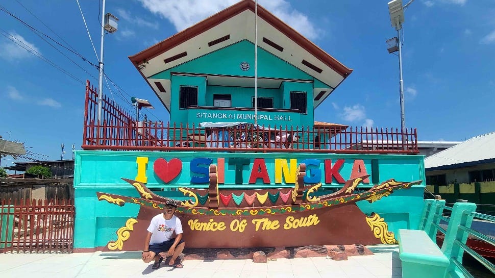 taiwanese traveler justin liu in tawi-tawi